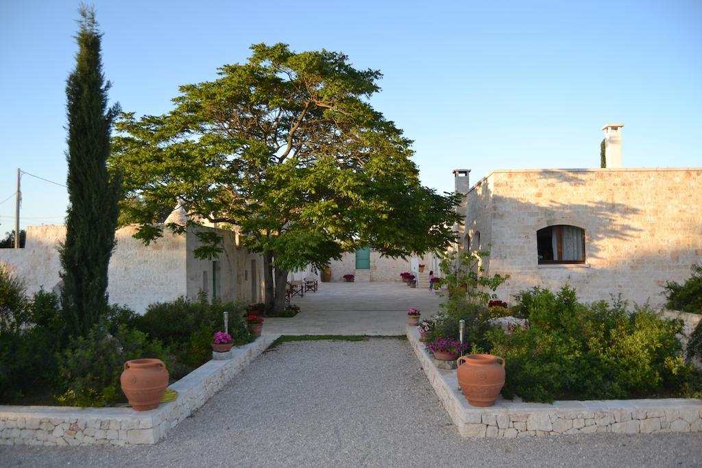 B&B Corte Del Camedrio Cisternino Exterior foto